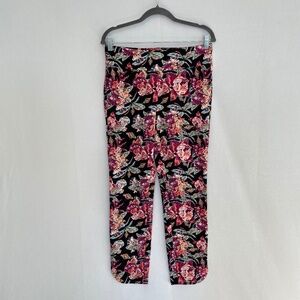 SOFT SURROUNDINGS Small Pull On Tummy Control Ankle Pant in Star Gazer Print